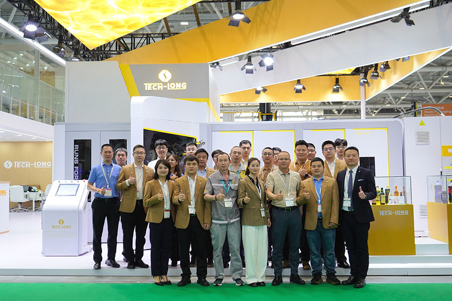 達(dá)意隆閃耀CHINAPLAS：高效驅(qū)動(dòng)，智塑未來(lái)！